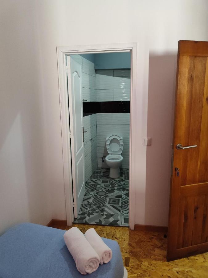 Gasthof Guest House Rooms In Bairro Alto